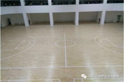 寧夏石嘴山星海中學(xué)籃球館木地板成功案例 寧夏石嘴山星海中學(xué)籃球館木地板成功案例